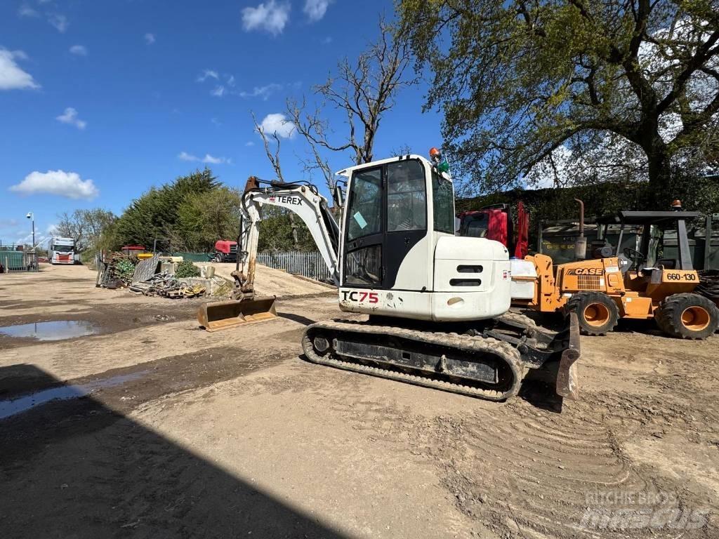 Terex TC 75 Midi rýpadla 7t - 12t
