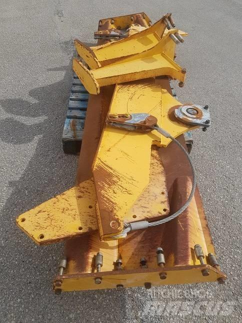 Volvo A40D E F G Zadní dveře