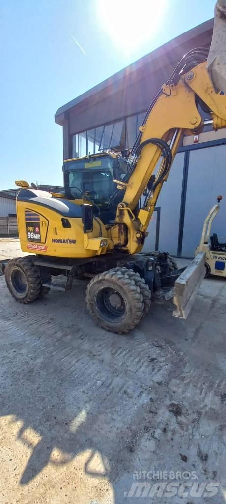 Komatsu PW98 MR-11 Kolová rýpadla
