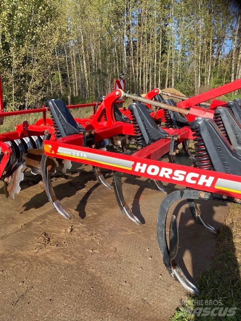 Horsch Terrano 3 FX Kultivátory