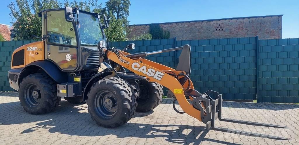 CASE 321 F Evolution Kolové nakladače