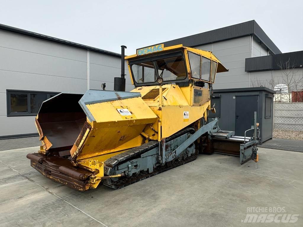 Demag DF 140 C Finišery