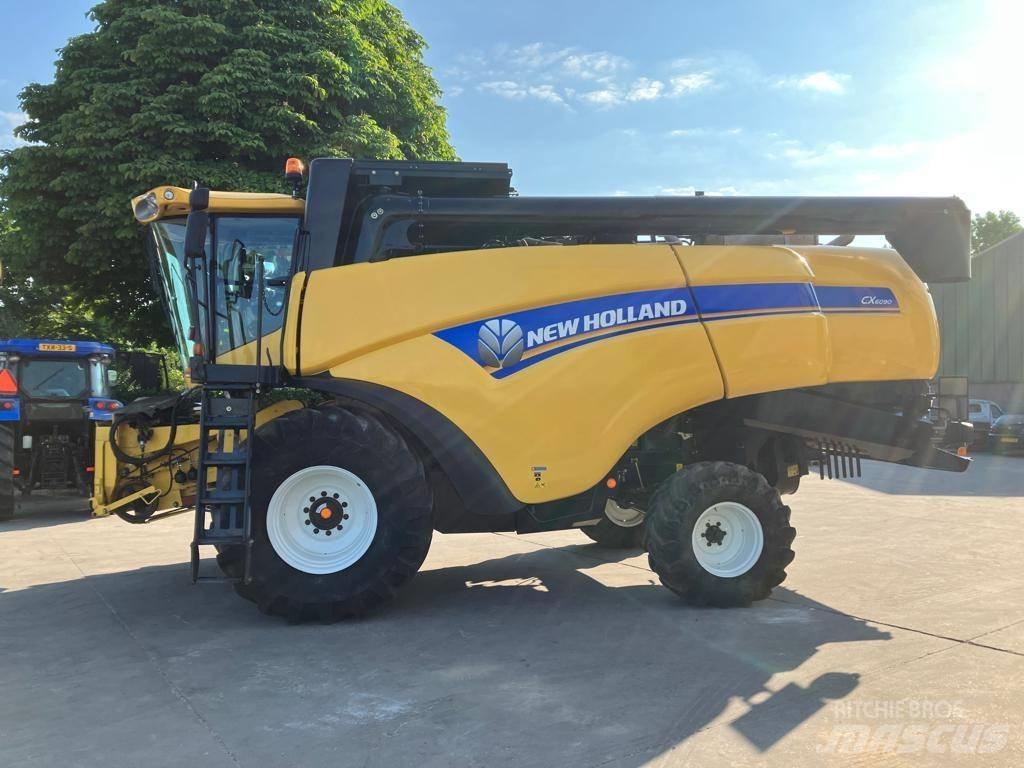 New Holland CX 6090 Sklízecí mlátičky