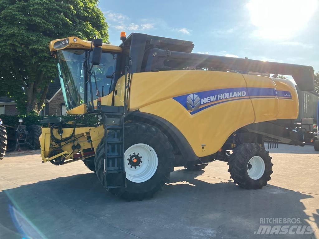New Holland CX 6090 Sklízecí mlátičky