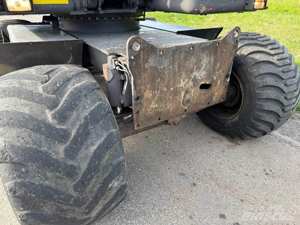 Volvo EW140 Kolová rýpadla