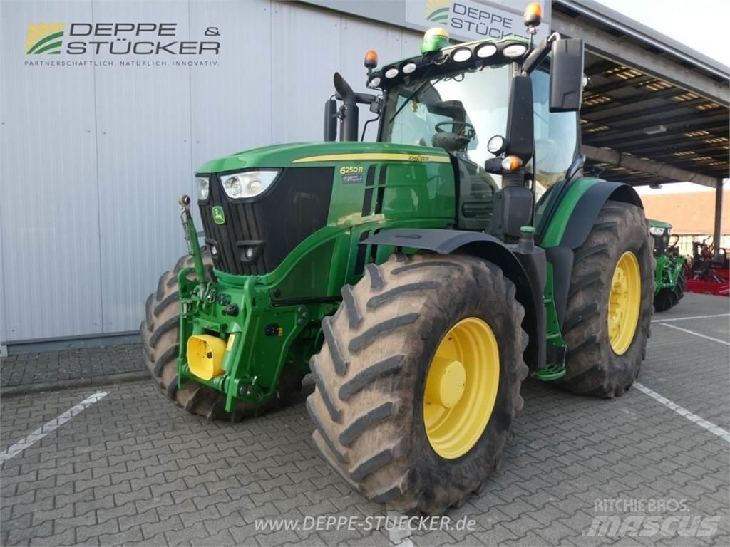 John Deere 6250R Traktory