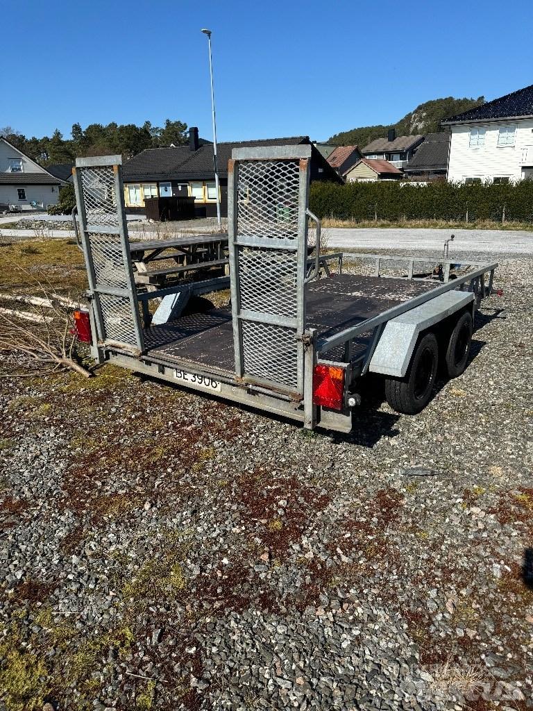 Challenger 3500 Podvalníky