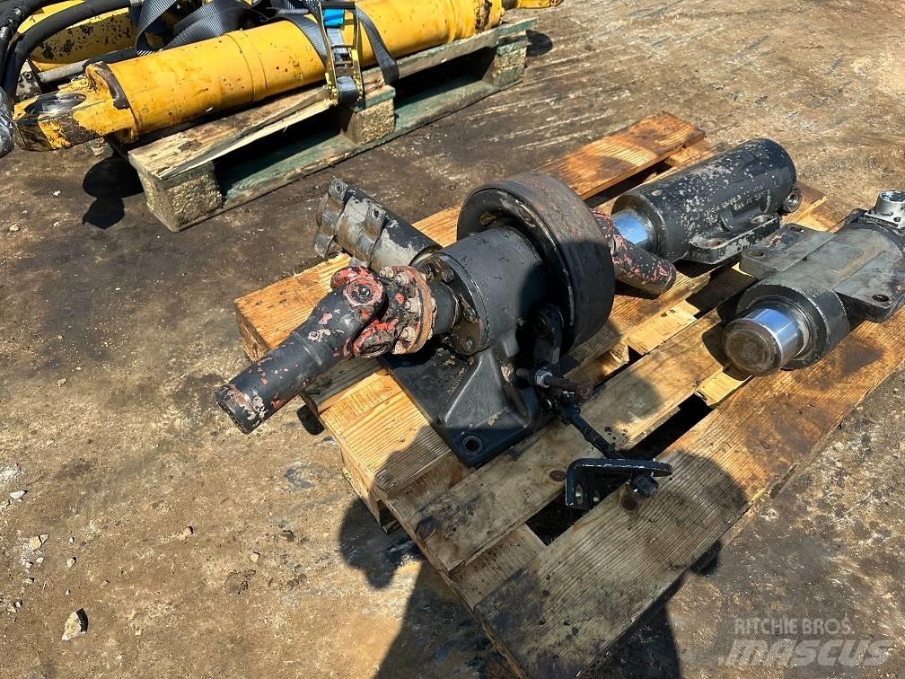 CAT 214 B FT gearbox Kolová rýpadla