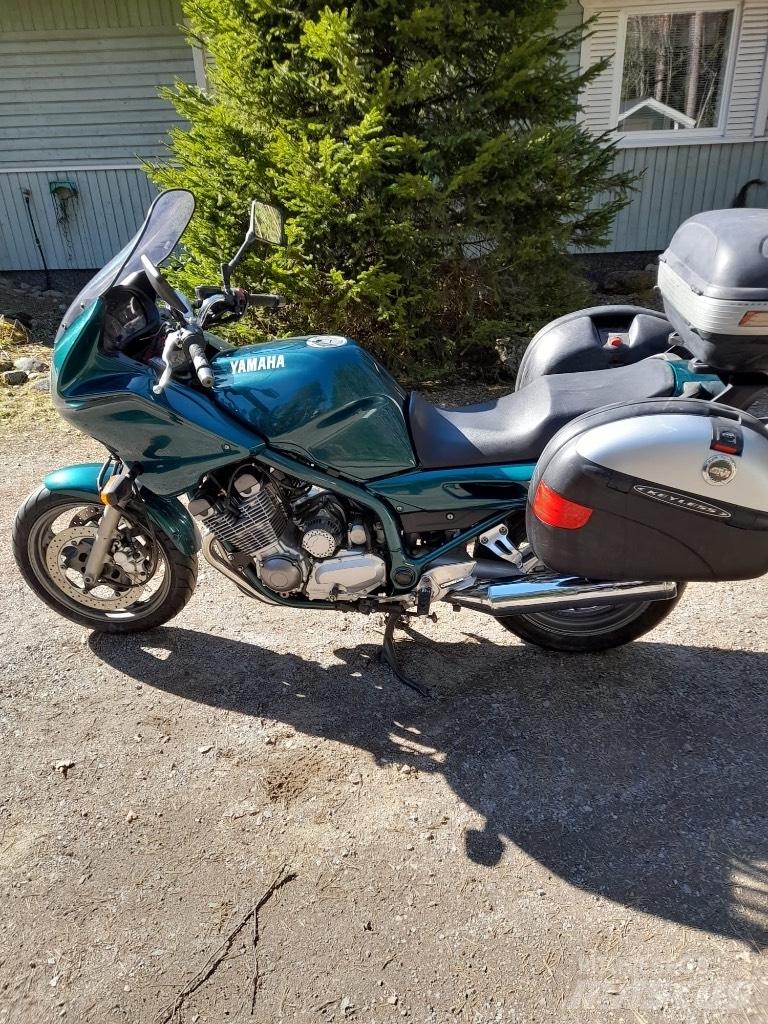 Yamaha 900 diversion Další