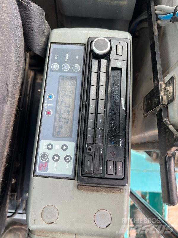 Kobelco SK 235 SR LC Pásová rýpadla