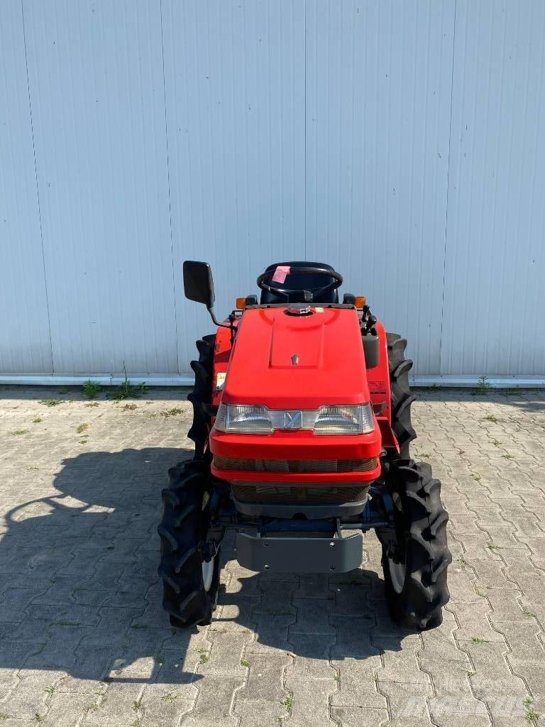 Yanmar Ke4 Kompaktní traktory