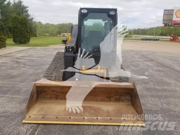 JCB 320T Smykem řízené nakladače