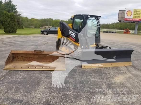 JCB 320T Smykem řízené nakladače