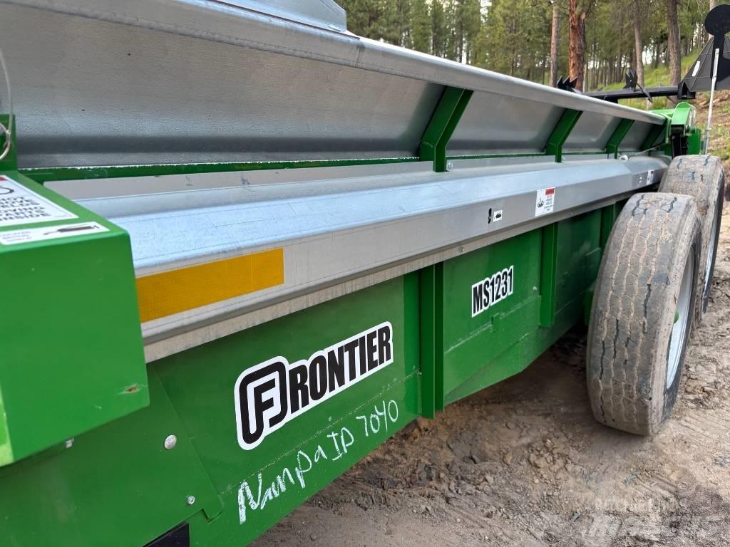 Frontier MS1231 Rozmetadlo minerálních hnojiv