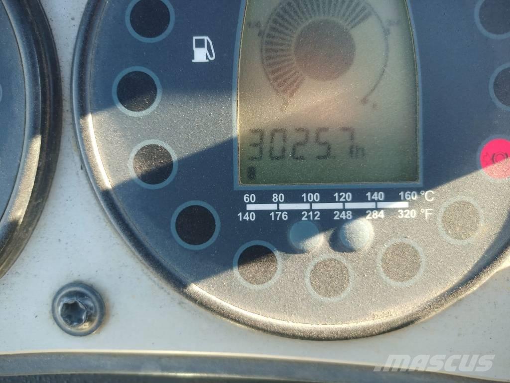 Bomag BW 100 AD-5 Tandemové válce