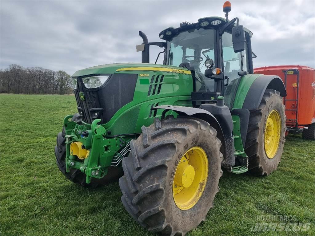 John Deere 6195 M Traktory