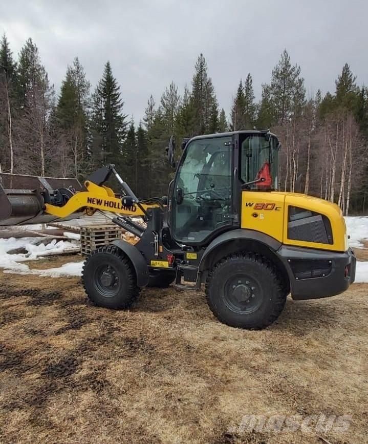 New Holland W80C Kolové nakladače