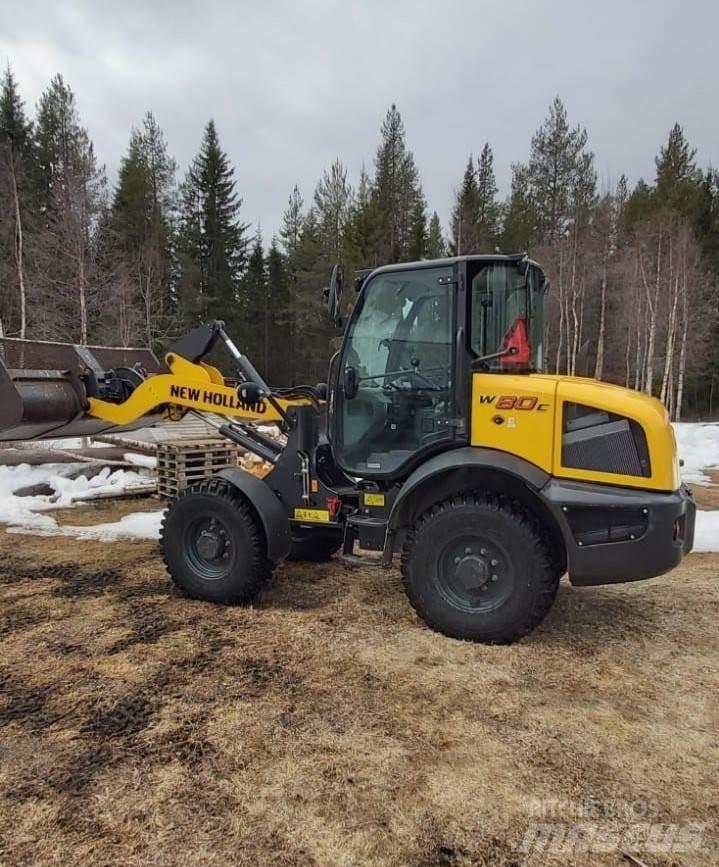 New Holland W80C Kolové nakladače