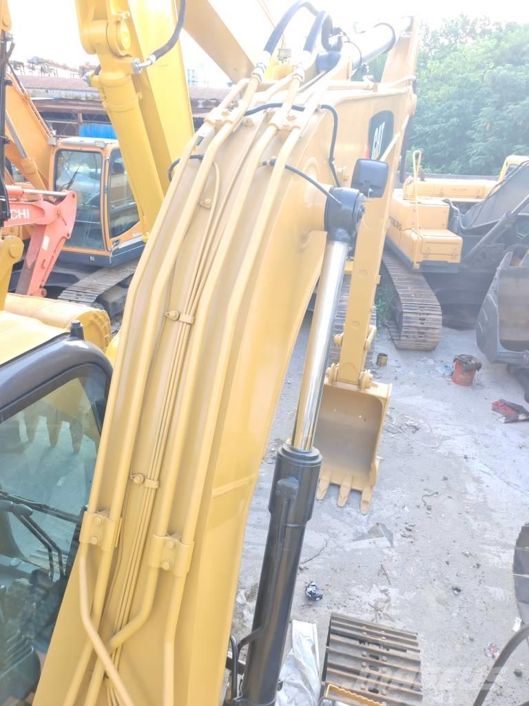 CAT 312 Pásová rýpadla