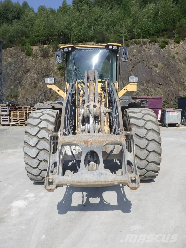 Volvo L 110 H LB Kolové nakladače