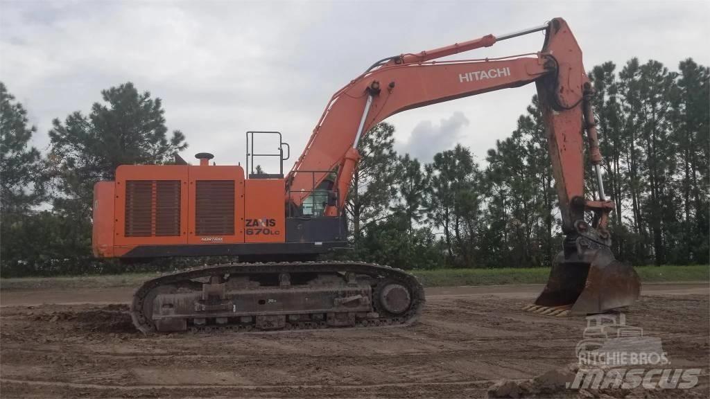 Hitachi ZX 670 Pásová rýpadla