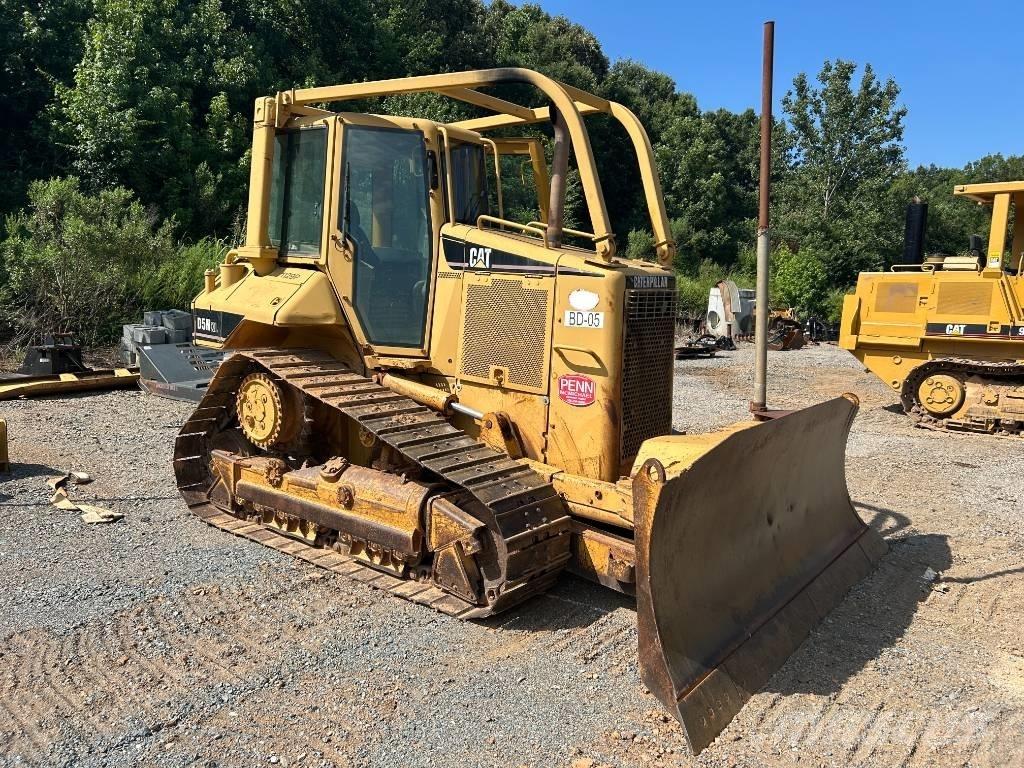 CAT D 5 N XL Pásové dozery