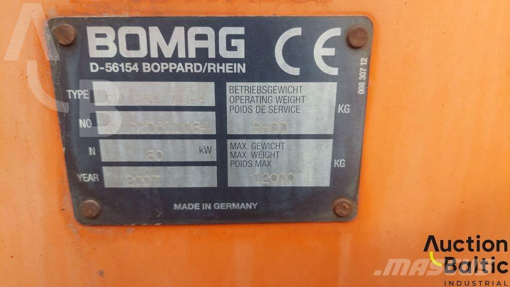 Bomag BW 154 AD-4 Další válce