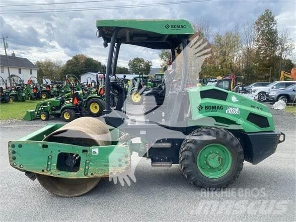 Bomag BW145D-5 Tahačové válce