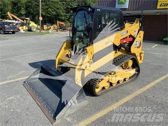 CAT 259D3 Smykem řízené nakladače