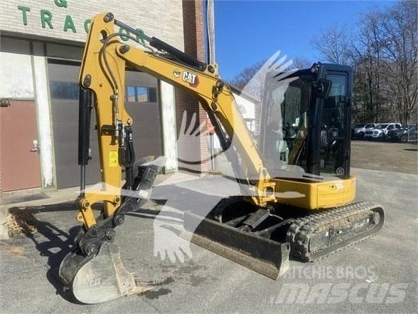 CAT 303.5E2 CR Mini rýpadla < 7t