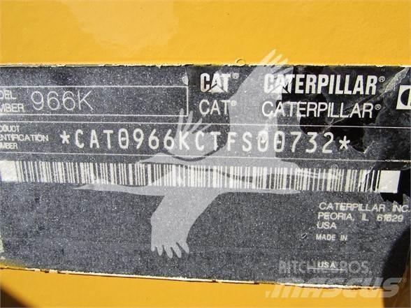 CAT 966K Kolové nakladače