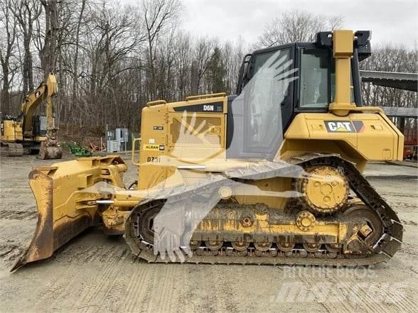 CAT D6N XL Pásové dozery