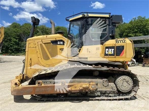 CAT D7E Pásové dozery