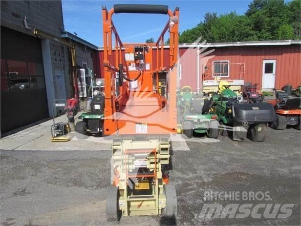 JLG 2632ES Nůžková zvedací plošina