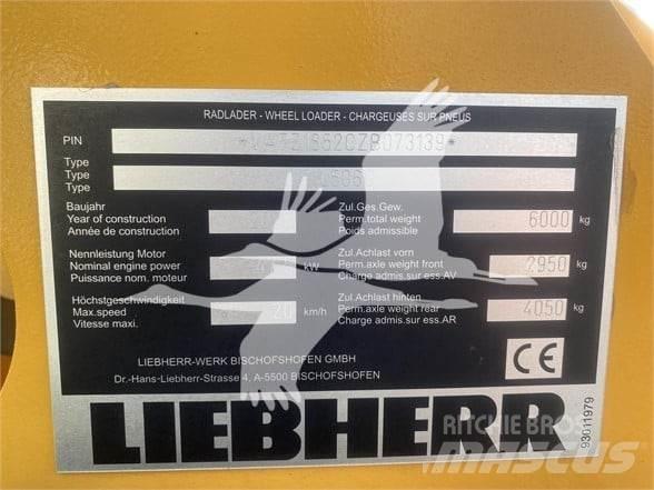 Liebherr L506C Kolové nakladače