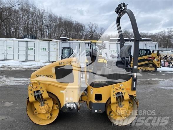 Volvo DD25B Tahačové válce