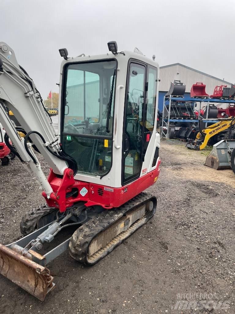 Takeuchi TB 225 Mini rýpadla < 7t