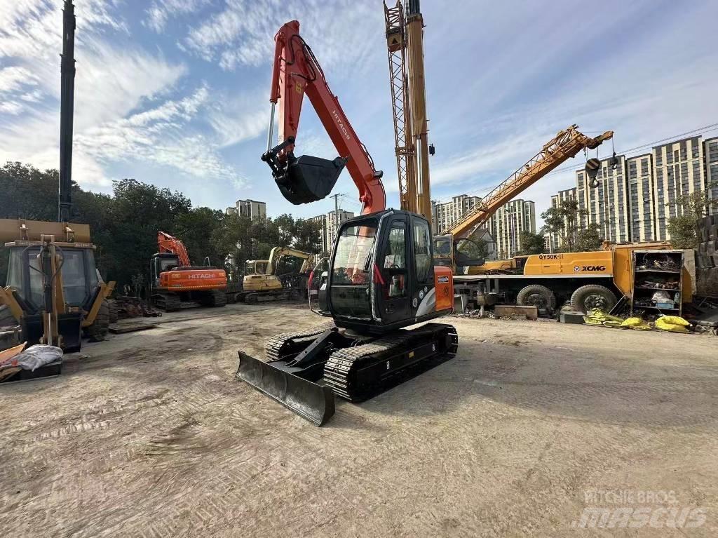 Hitachi ZX 70 Pásová rýpadla