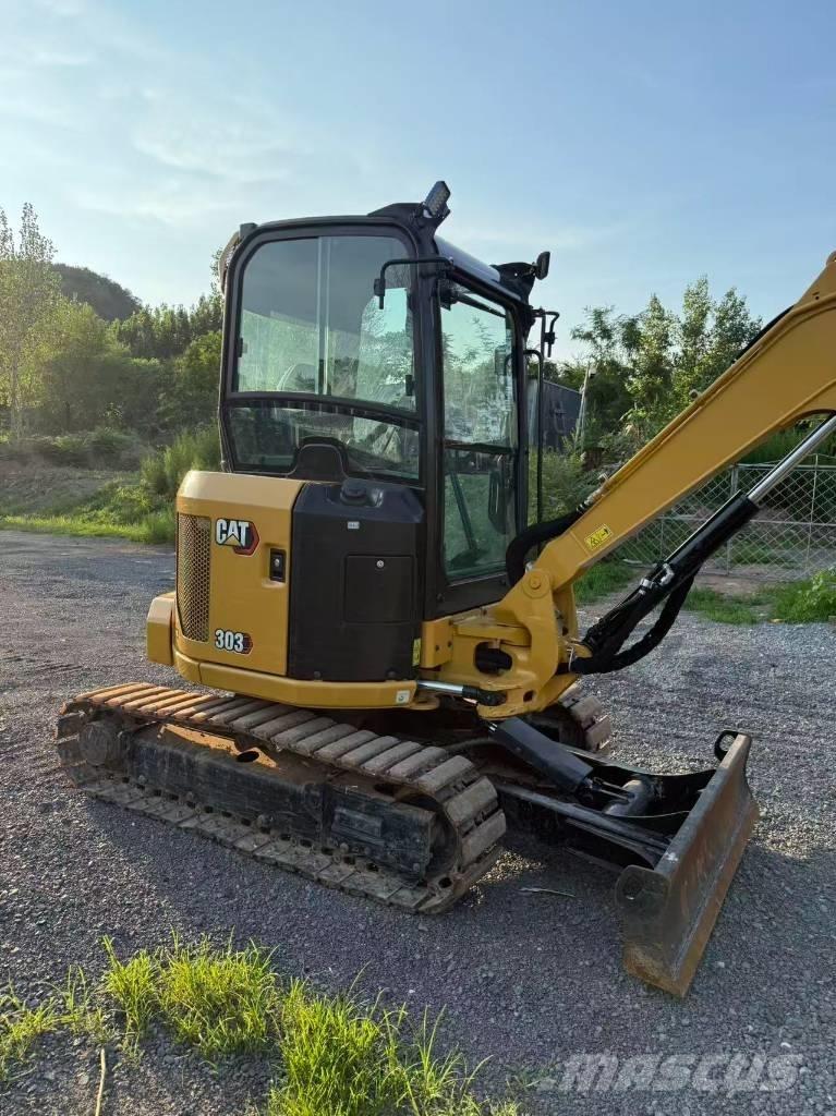 CAT 303 CR Mini rýpadla < 7t