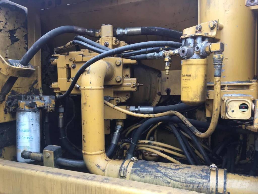 CAT 325B Pásová rýpadla