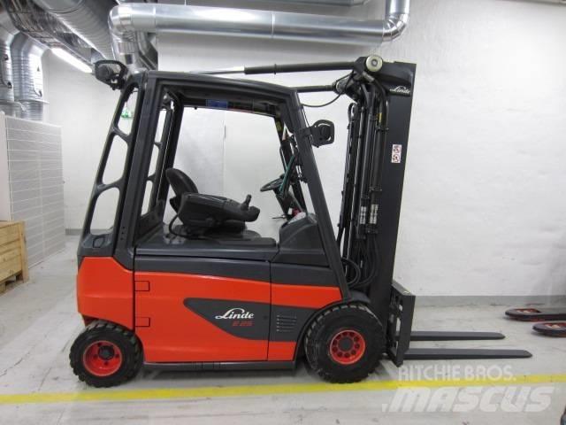 Linde E25 Akumulátorové vozíky
