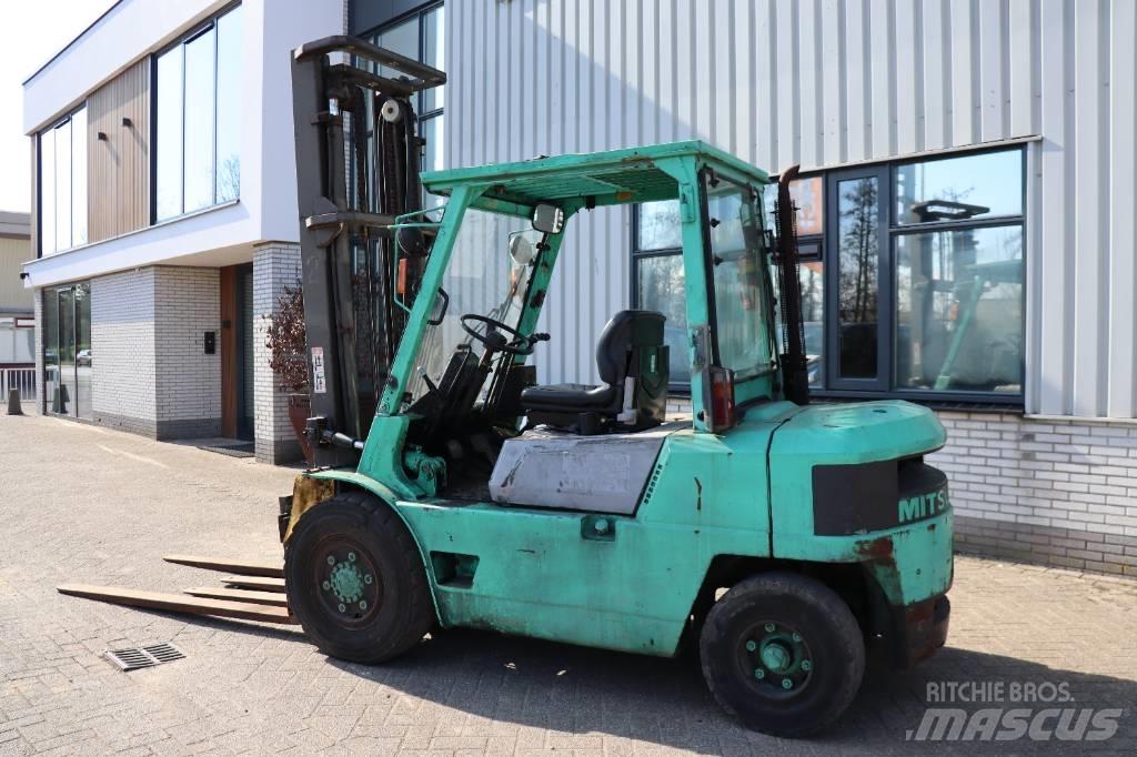 Mitsubishi FD 35 Dieselové vozíky