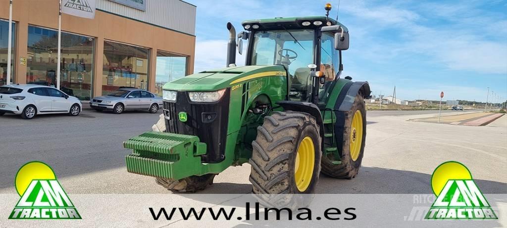 John Deere 8285 R Traktory