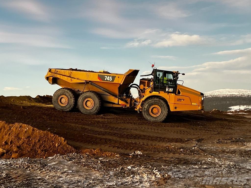 CAT 745 Kloubové dempry