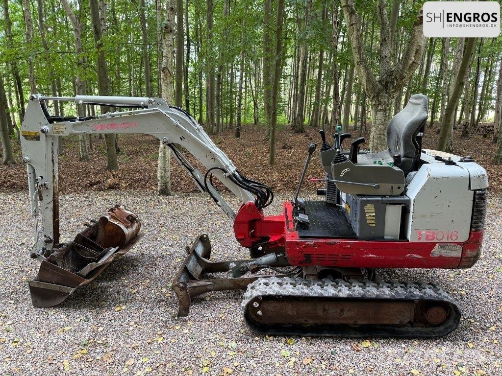 Takeuchi TB 016 Mini rýpadla < 7t