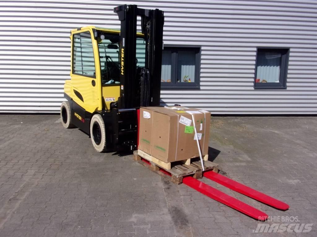 Hyster J5.5XN-6 Akumulátorové vozíky