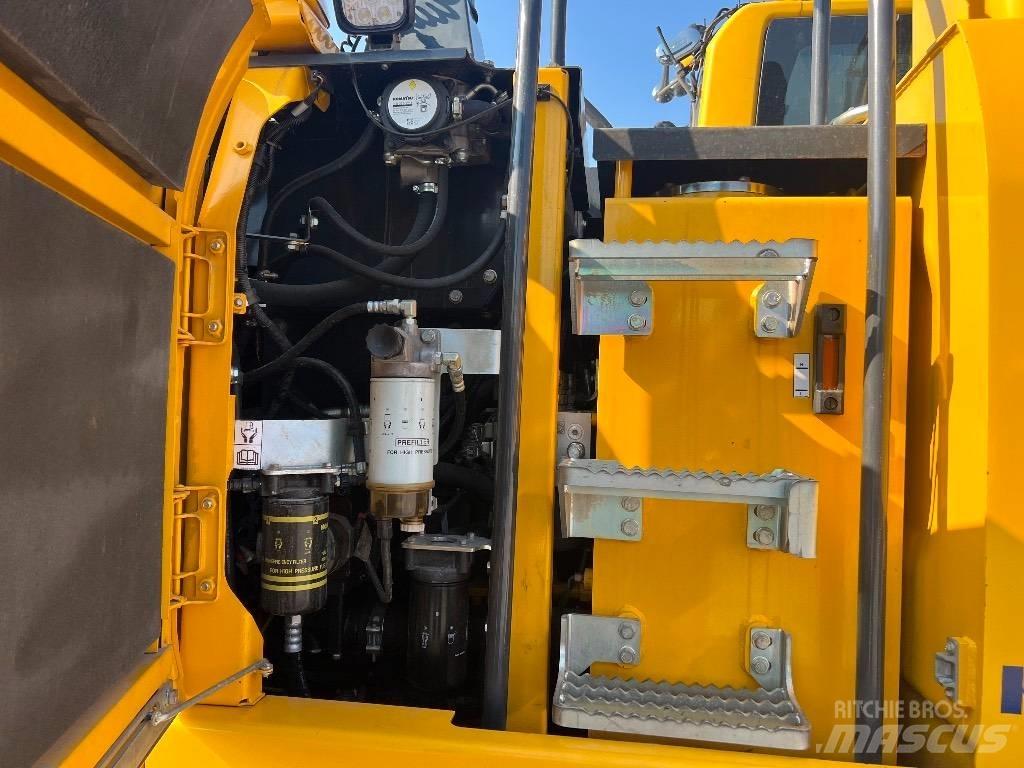 Komatsu PW 148-10 Kolová rýpadla