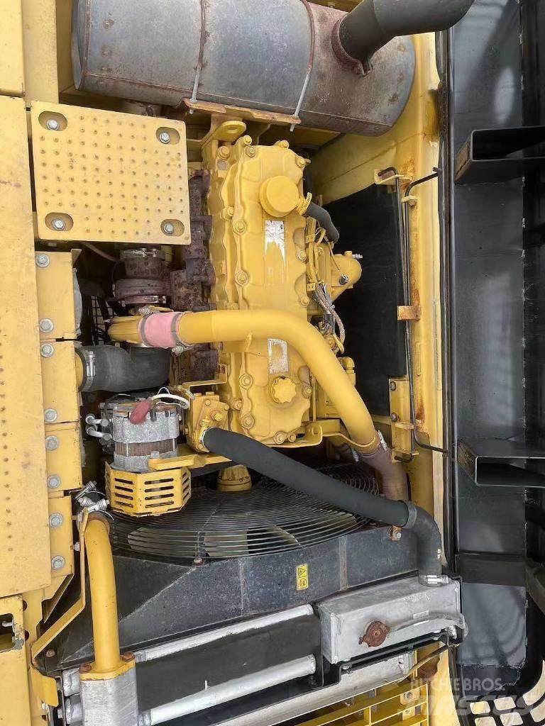 CAT 329 D Pásová rýpadla