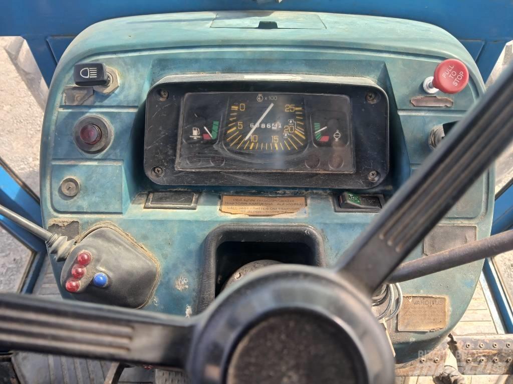 Ford 5610 Farmal Traktory