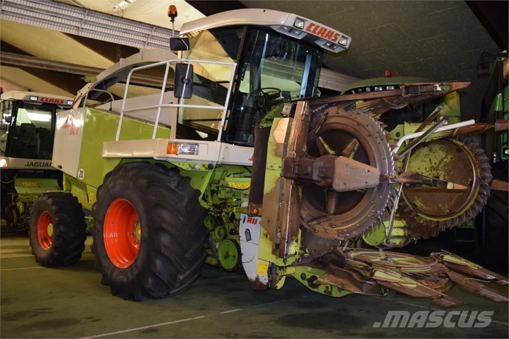 CLAAS Jaguar 820 Samojízdné sekačky